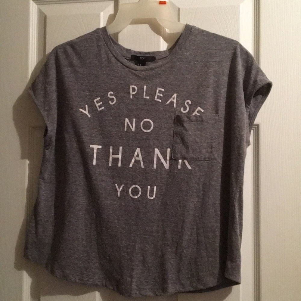 Cropped tee